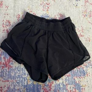 Lululemon size 4